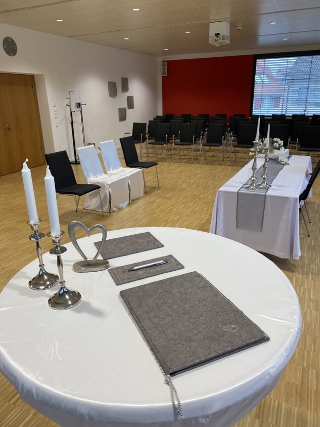 Trauzimmer im Gebäude Löchgauer Straße 22